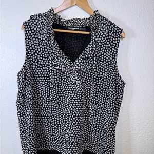 Karl Lagerfeld Black and White Polka Dot Ruffle V-Neck Sleeveless Top size XL